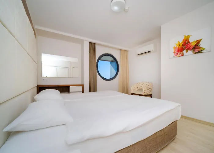 Delfino Apart Hotel